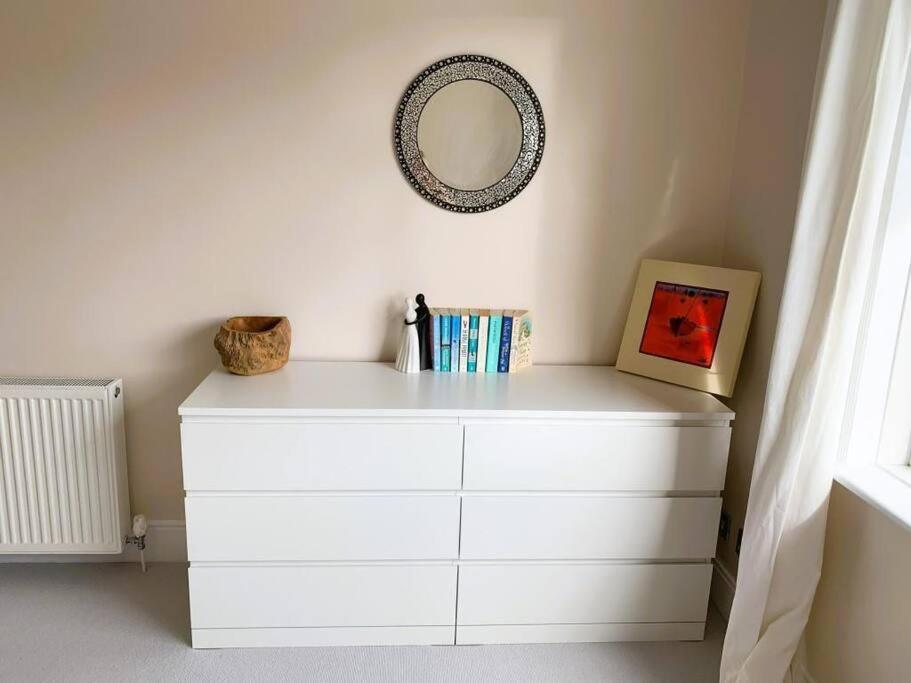 Апартаменты Bournecoast - 2 Bedroom Stylish - Fm9560 *
